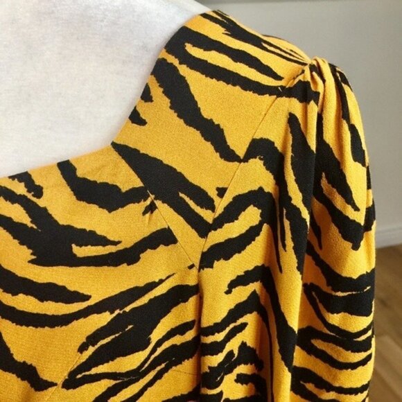 Reformation Top - Picture 7 of 9